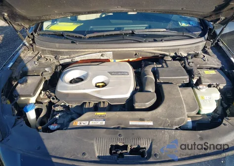 2016 Hyundai Sonata Hybrid Limited z USA, uszkodzony, nr VIN KMHE34L19GA008882